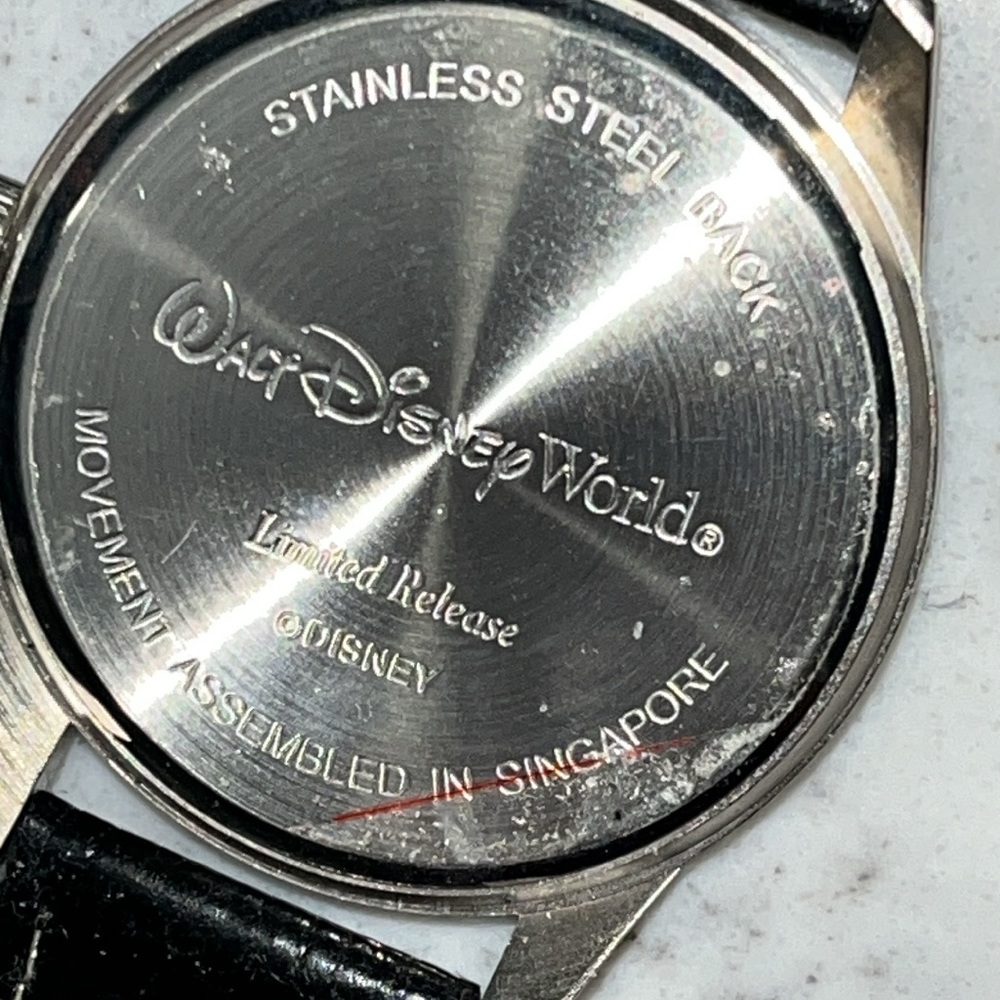Walt Disney World Magical Mickey Limited Release Watch EUC Like New - Picture 6 of 11
